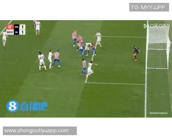 佩莱格里尼补射破门被判越位无效VAR介入引发争议与讨论 佩莱格里尼补射破门被判越位无效VAR介入引发争议与讨论