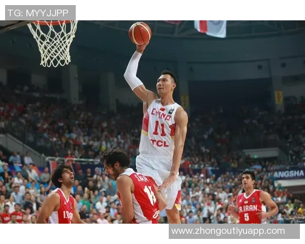 媒体人评论阿联与小杨遭黑评现象引发热议