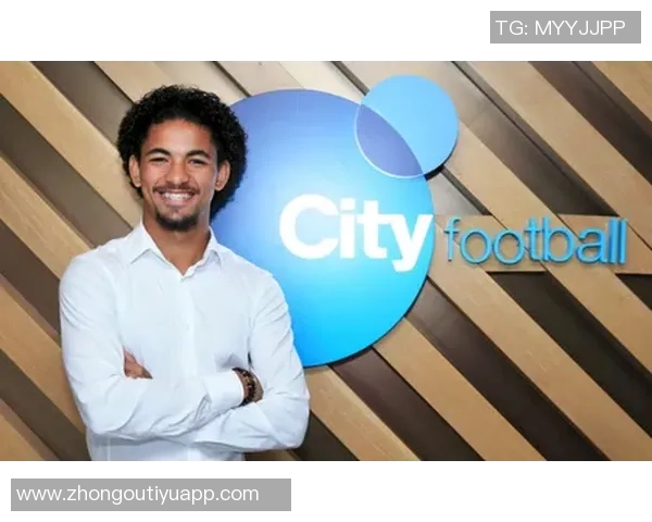 曼城年轻中后卫辛普森普西租借加盟科隆开启新征程