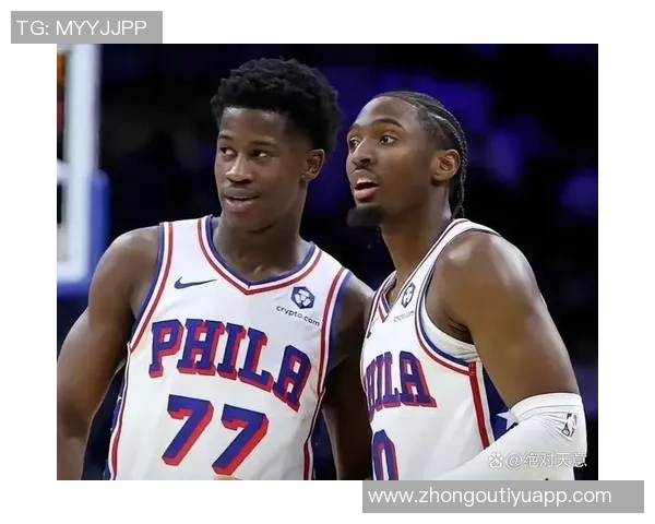 球队新星埃奇库姆首秀狂砍34分恩比德马克西等人欢庆泼水庆祝