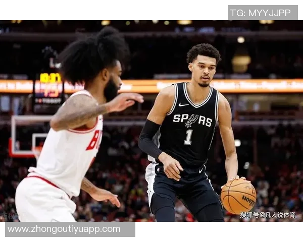 文班亚马半场表现惊艳9中7砍下22分8篮板1盖帽誓言不输兄弟们的决心