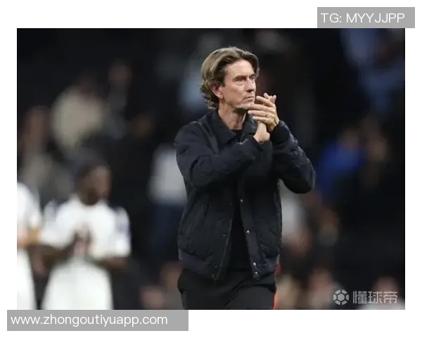 弗兰克总结比赛表现强调防守出色但进攻失误频繁影响胜局