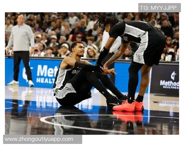 文班MRI检查结果揭晓好消息他未遭受结构性损伤恢复在望