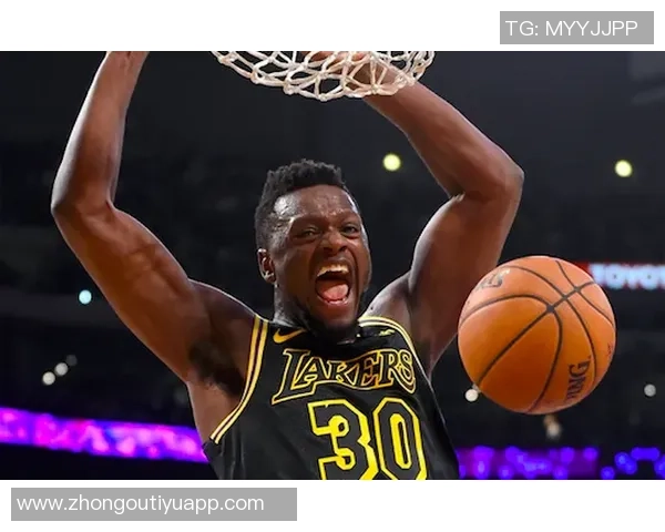 小南斯盛赞亨特如同莱昂纳德般出色表现助力全场胜利 小南斯盛赞亨特如同莱昂纳德般出色表现助力全场胜利