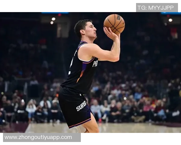 狄龙表现起伏今日出战16次投篮仅中4次贡献16分1篮板1助攻6犯规罚球命中率高达86 狄龙表现起伏今日出战16次投篮仅中4次贡献16分1篮板1助攻6犯规罚球命中率高达86