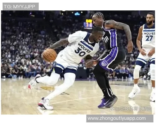 兰德尔半场表现出色16分钟内高效砍下16分2篮板助力球队 兰德尔半场表现出色16分钟内高效砍下16分2篮板助力球队